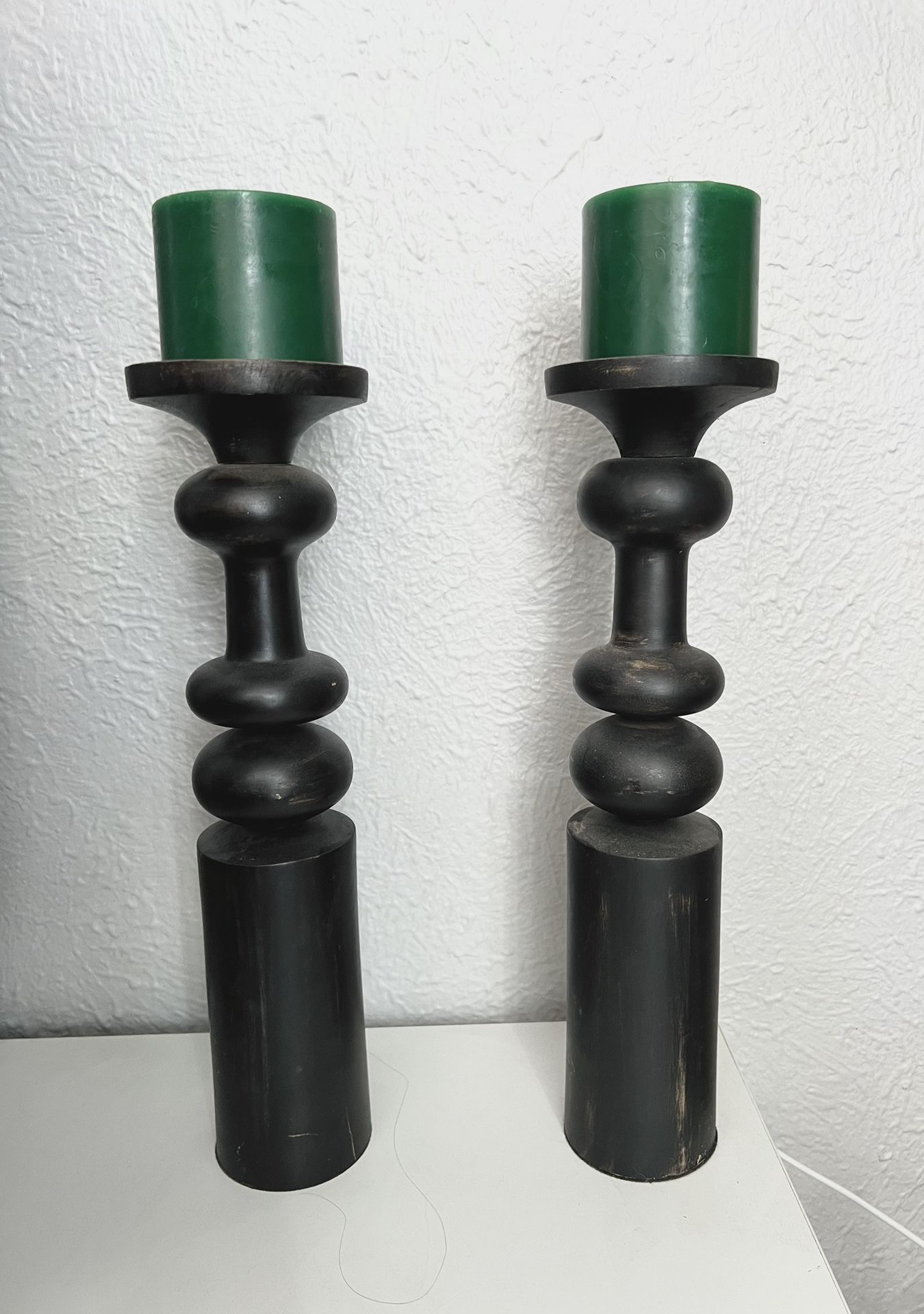 Great Condition: Casares Artisan Candle Holders, Black, Pair, Green Candles