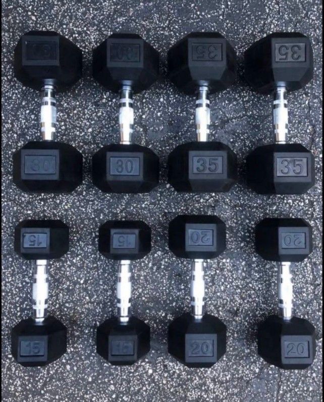 SET  OF  RUBBER  DUMBBELLS (PAIRS OF)  :  15s  20s  30s  35s    