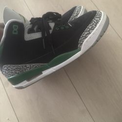 Jordan 3s Pine Green