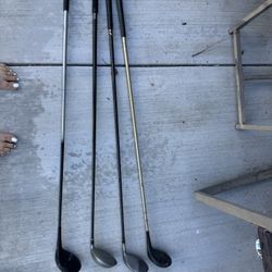 Golf Clubs 