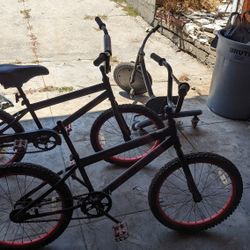 2 Huffy Bikes $40 For Both 