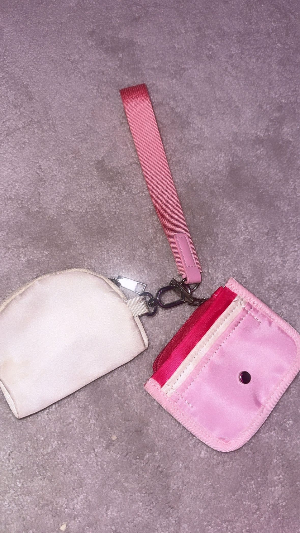 lululemon wallet duplicate!