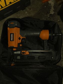 RIDGID R250SFE 2-1/2 in. Straight Finish Nailer