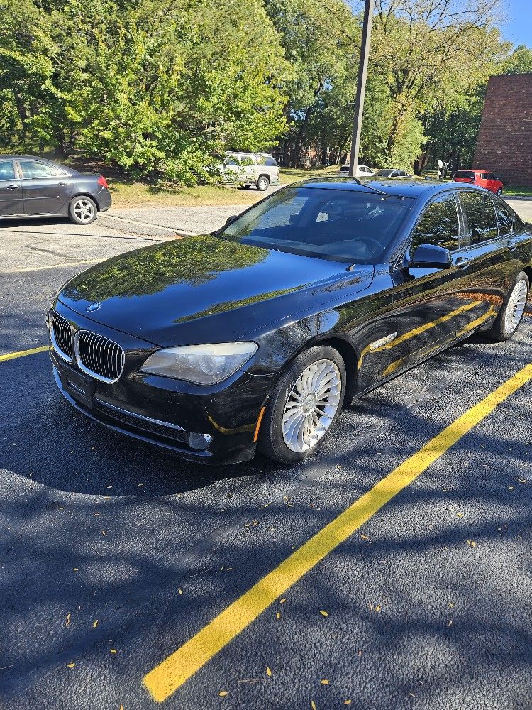 2009 BMW 750i