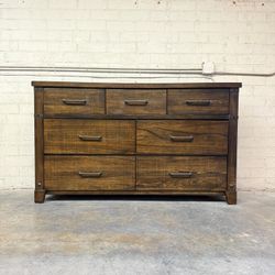  Delivery Is Available Like New Solid Wood Dresser With 7 Storage Drawers $450 Obo!
