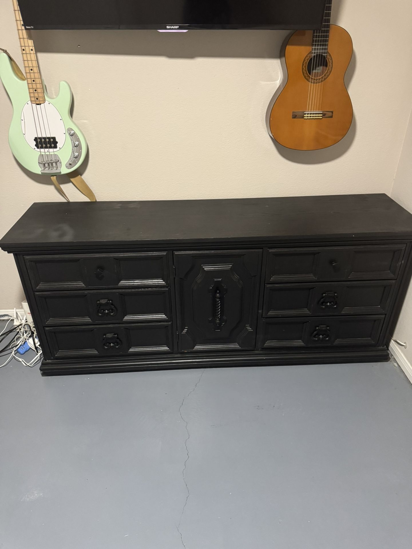 Black Wood Dresser