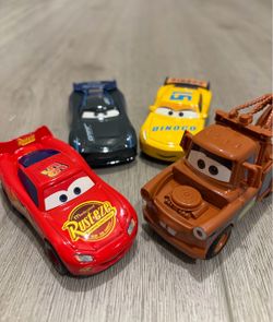 4pc Disney Cars Toy Set: Lightning McQueen, Tow Mater, Jackson Storm, Cruz Ramirez