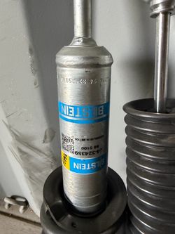 Set of shocks for tacoma 2nd generation