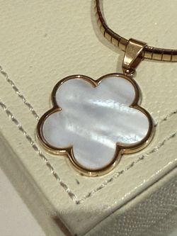 Necklace Mother of Pearl