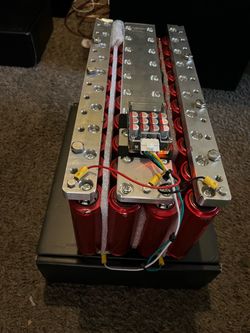 Custom built 56 cells Lithium Battery Bank for 20k ! $700