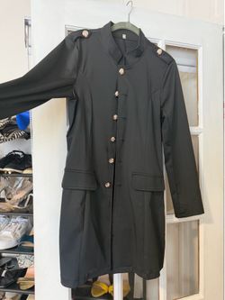 Women’s lightweight, long sleeve, button-down, blazer jacket