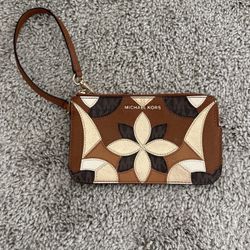 Michael Kors Clutch Wallet Brown / Gold