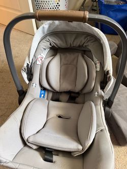 Nuna  Urban Car Seat for newborn
