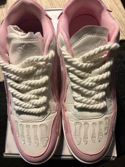 Watson Pink Bones 11.5 men’s Low-Top Sneakers