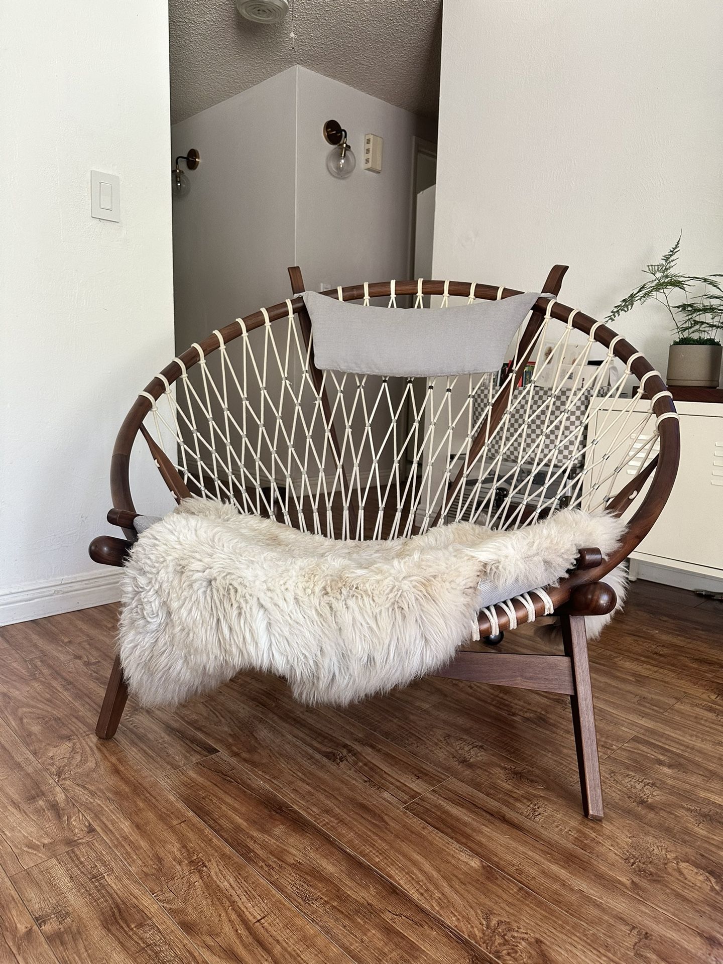 Hans Wegner Hoop/Circle Lounge Chair Replica