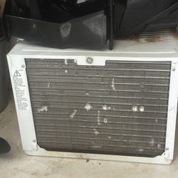 AC Window Unit 