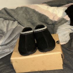 Toddlers Uggs Size 8 
