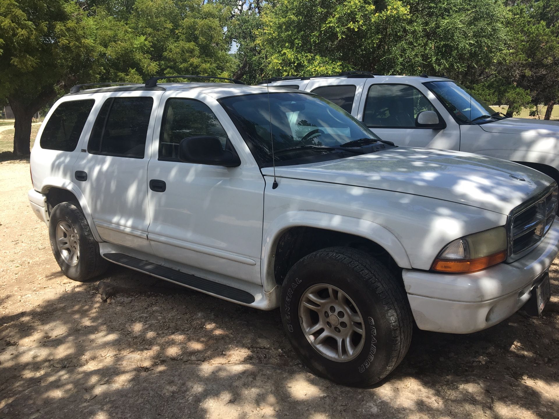 2002 Dodge Durango for Sale in Helotes, TX - OfferUp