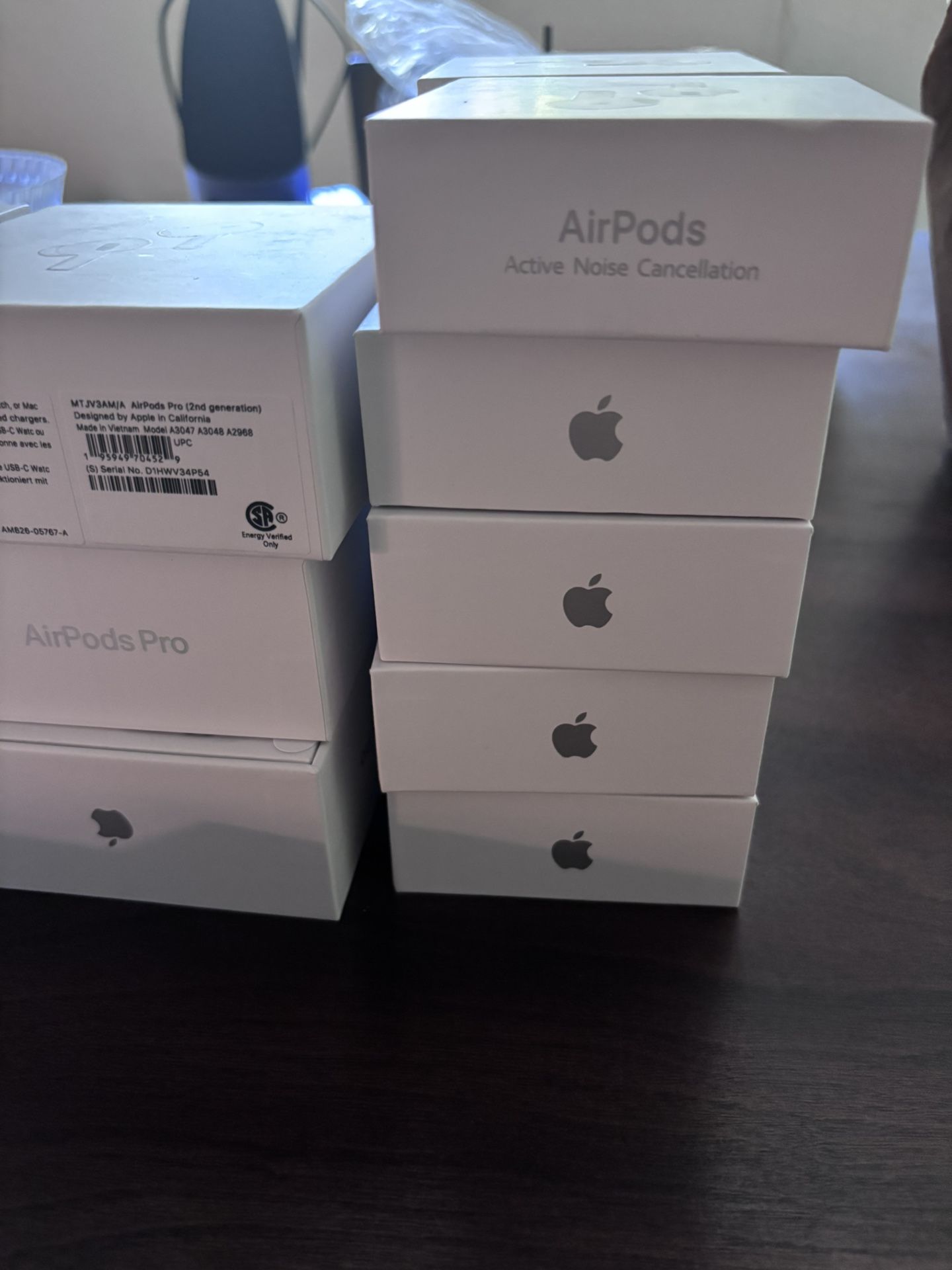 AirPods 4 With ANC