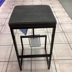 Strumford Bar Height Bar Stool