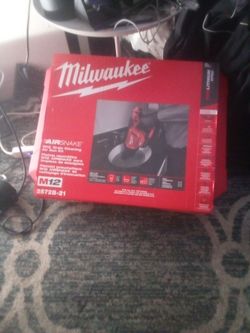 Milwaukee M12 AirSnake Drain Cleaning Air Gun Kit