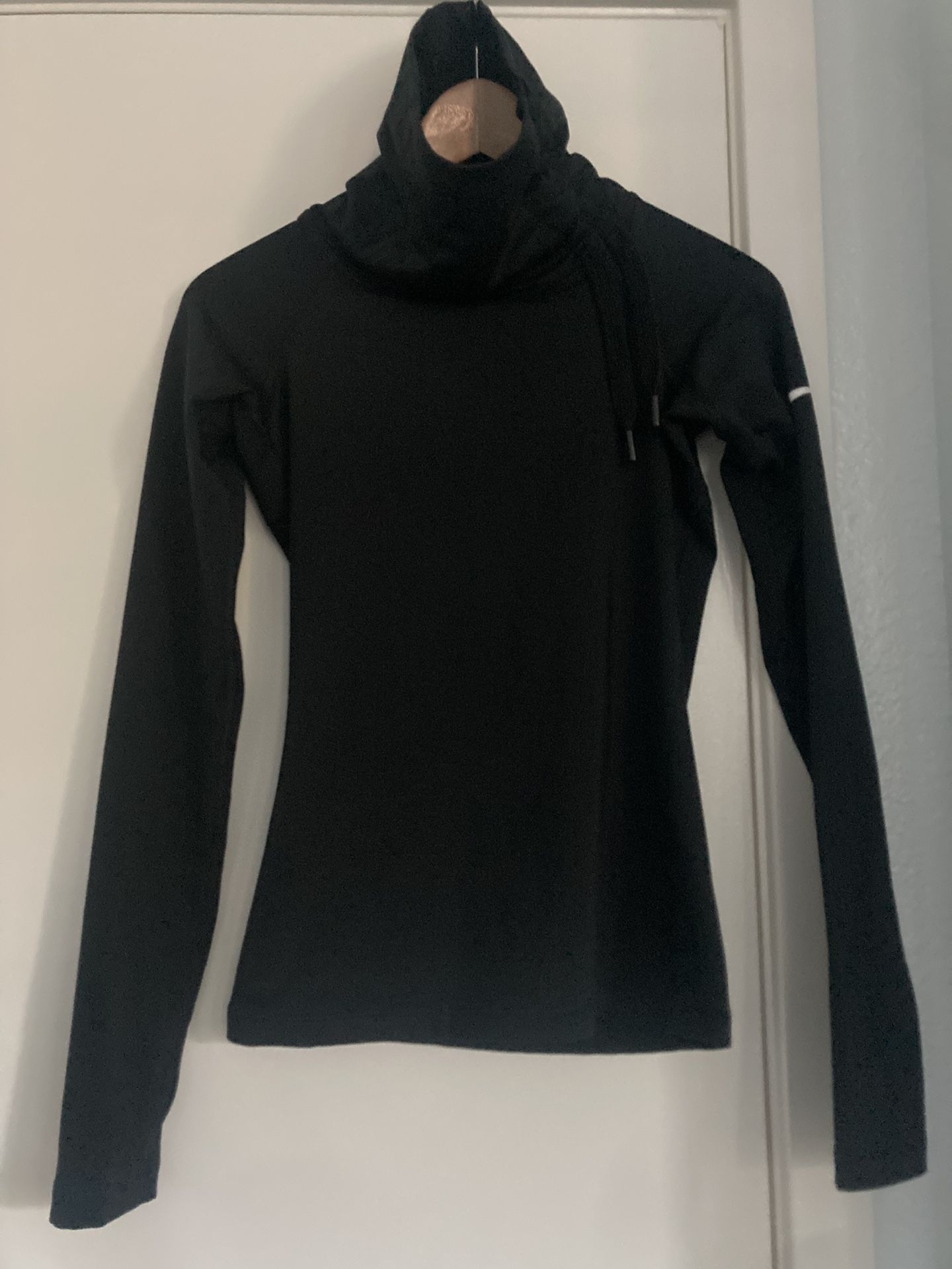 Preowned Women’s Nike Dri-Fit Long Sleeve Running Workout Warm Pullover Black XS