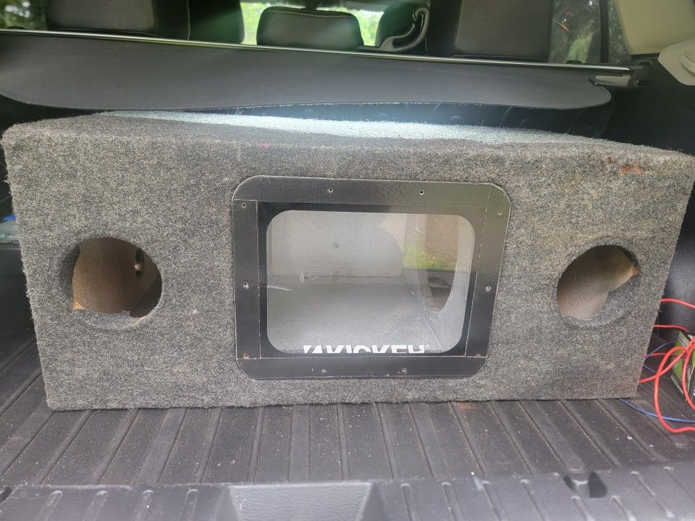 10's Subwoofer Box ( Free )