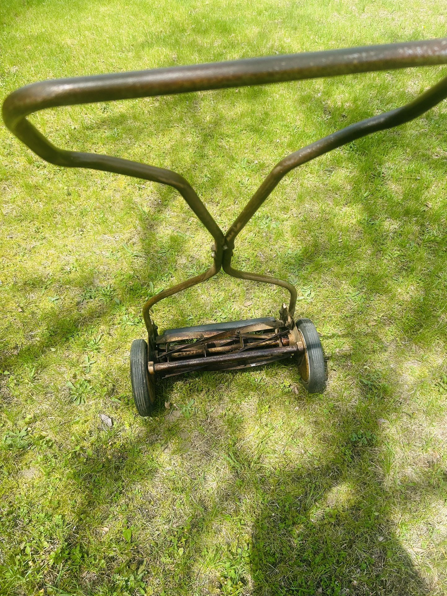 Antique/ Vintage Push Lawnmower Works Great