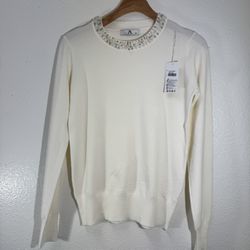 Crème Pearl Neckline Pullover Soft Top