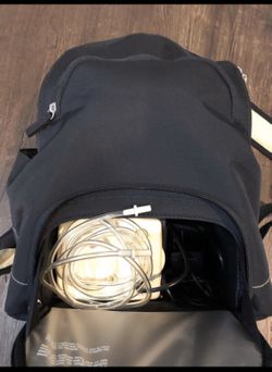Medula breastpump and backpack