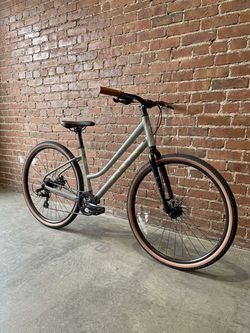 NEW 2026 MD MARIN KENTFIELD 1 ST STEP THRU GRAY 7 SPEED COMFORT FITNESS HYBRID BIKE