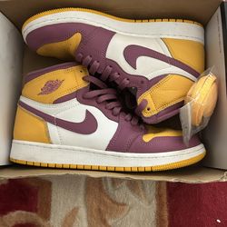 Air jordan 1 brotherhood