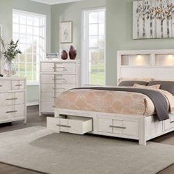 Brand New Distressed White 4pc Queen Bedroom (Available In California & Eastern King Size)