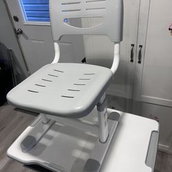 Kids' Height Adjustable Desk and Chair