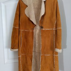 Women's Authentic SkinDeep Shearing Coat Size: Small