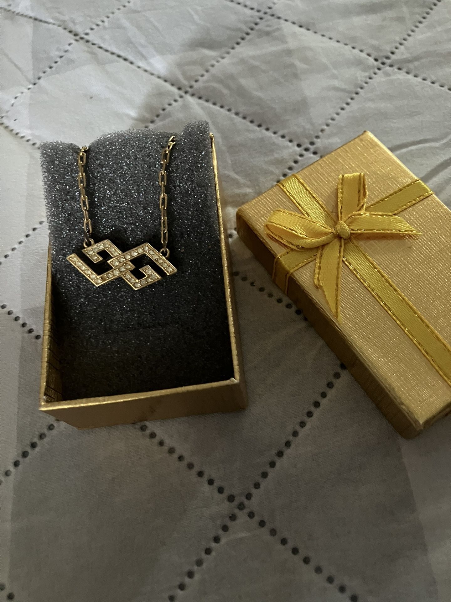 Beautiful 18kt Gold plated Necklace