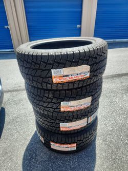 Autmotive tires/Arroyo Tamarock A/T size 285/45R22  116 H  XL