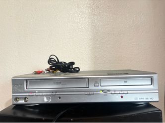 Funai SV2000 DVD VCR Combo Player