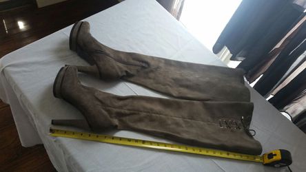 JLO thigh high heel boots size 9.5