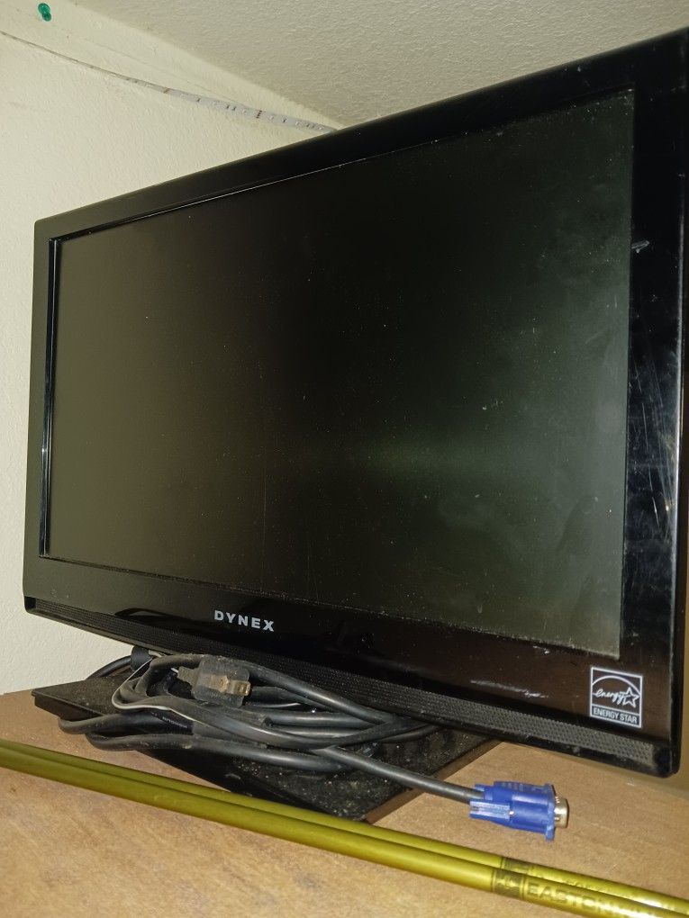 Dynex 19 Inch LCD HDMI TV