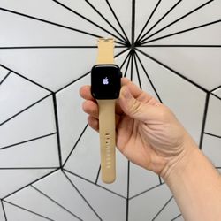 Apple Watch 45mm Midnight Screen color Like New