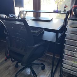 Desk & chair set 