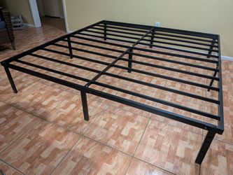14" Ki,ng Size Metal Platform Be,d Frame (No Box Spri,ng Needed)