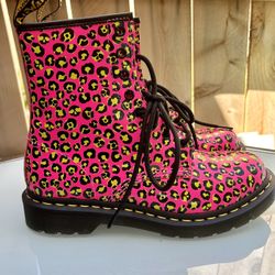 Never Worn Dr. Martens Boots In Hot Pink Cheetah