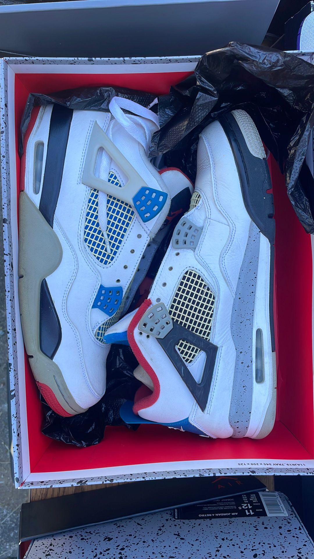 Air Jordan 4 Retro