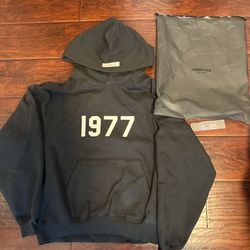 Essentials Hoodie 