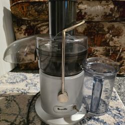 Breville JE98XL Juice Fountain Plus-Centrifugal Juicer-Stainless Steel