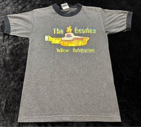 Mens Small Vintage Y2K 2003 The Beatles The Yellow Submarine Band Tshirt