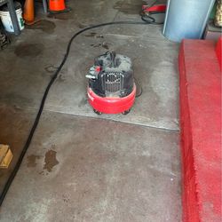 Air compressor, forklift