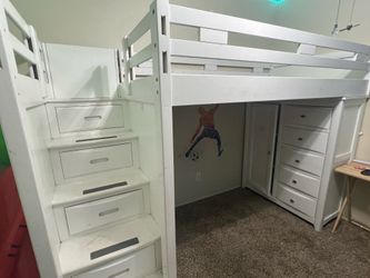 Twin loft bed